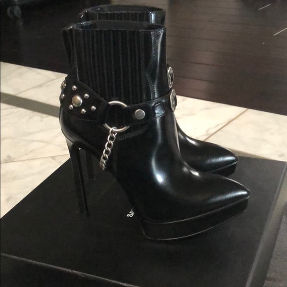 BNIB black Saint Laurent boots - Picture 4 of 7